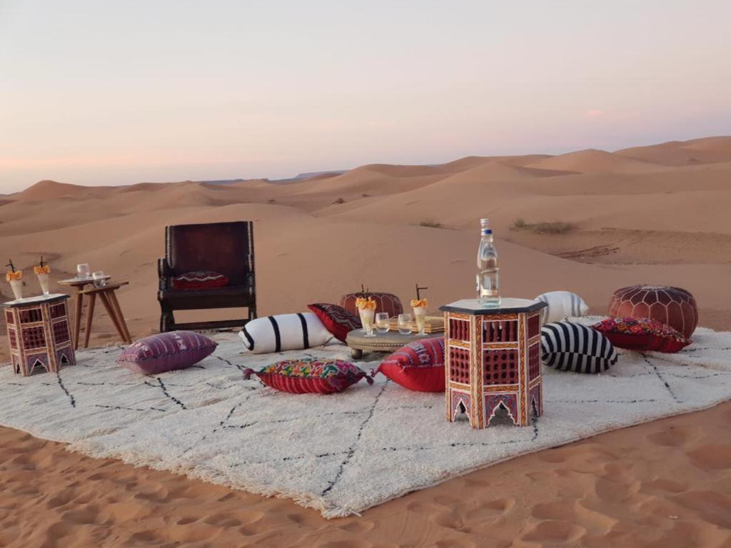 Lemnaouar Erg Camp Hotell Merzouga Exteriör bild