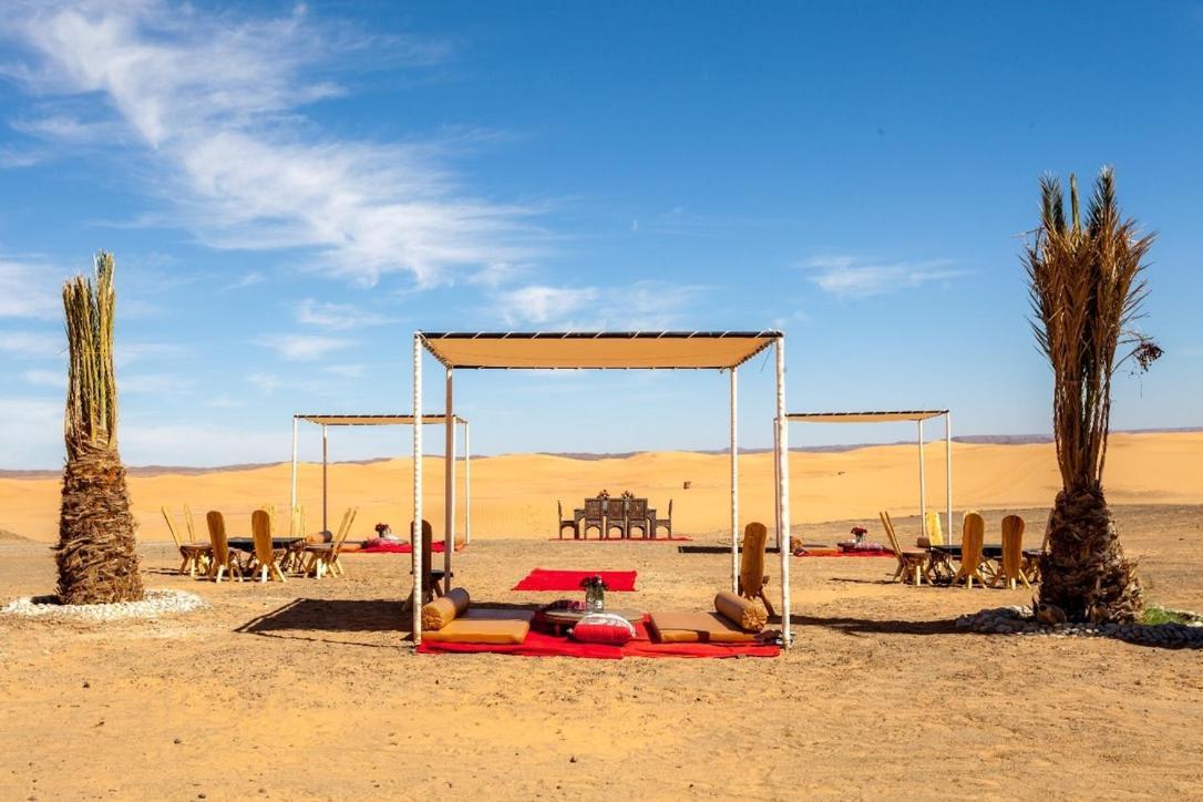 Lemnaouar Erg Camp Hotell Merzouga Exteriör bild