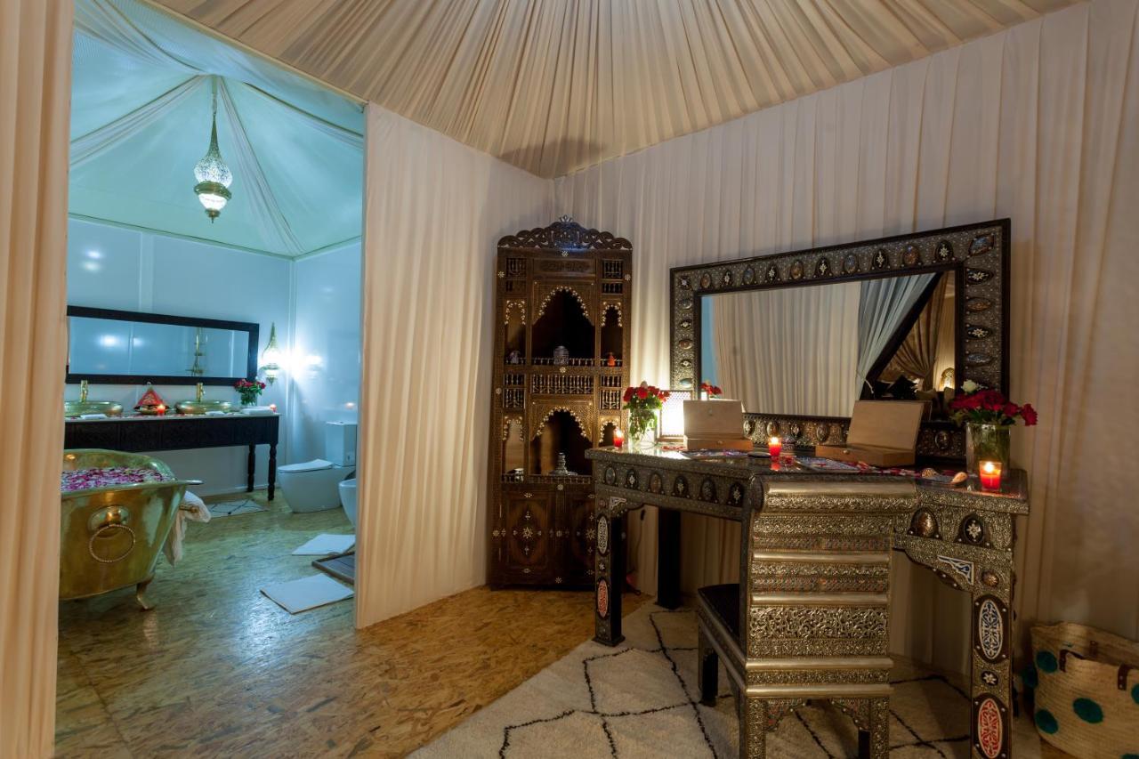 Lemnaouar Erg Camp Hotell Merzouga Exteriör bild